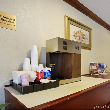 Americas Best Value Inn Near Downtown Nashville 